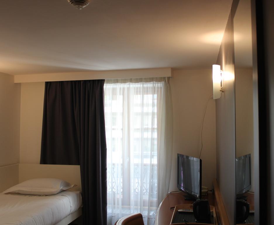 Hotel Metropolitain Париж Стая снимка