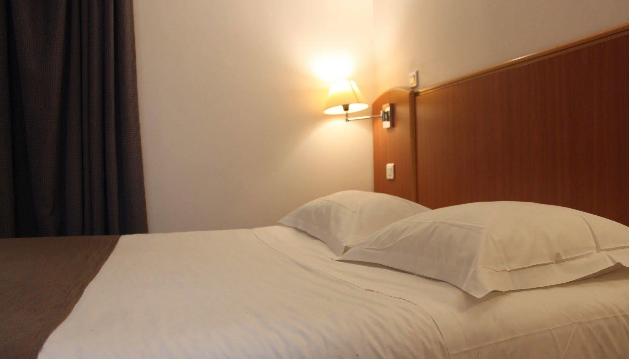 Hotel Metropolitain Париж Екстериор снимка
